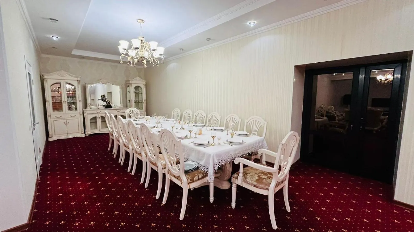 Royal Villas アルマトイ