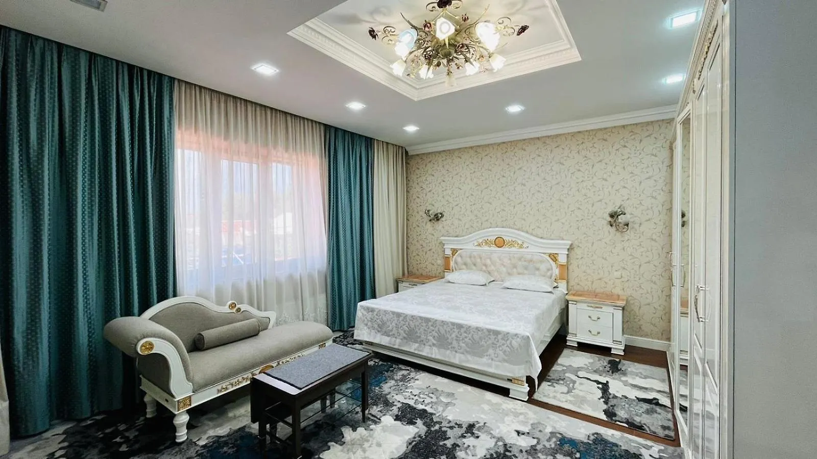 Royal Villas アルマトイ